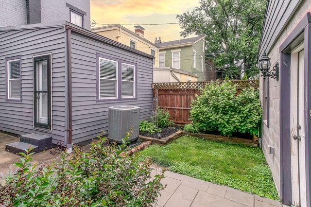 835 Monroe Street, Newport, KY 41071