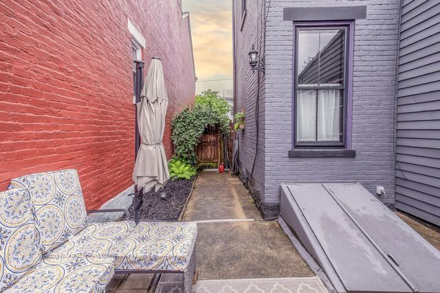 835 Monroe Street, Newport, KY 41071
