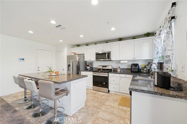 3153 Homeward Street, Hemet, CA 92543