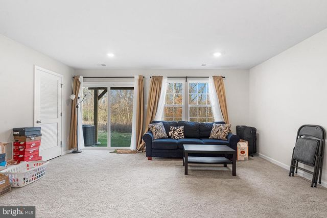 459 MONTE FARM RD, Mount Laurel, NJ 08054