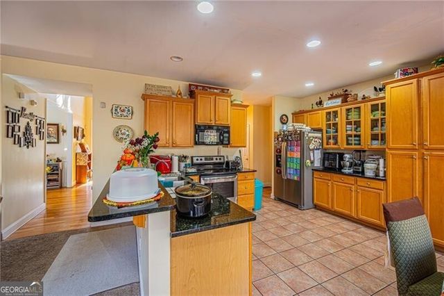 125 Lake Laurel Drive, Dahlonega, GA 30533