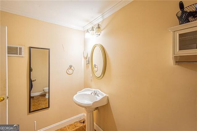 125 Lake Laurel Drive, Dahlonega, GA 30533