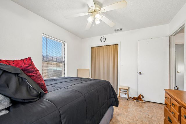 101 Brown ST, Elgin, TX 78621