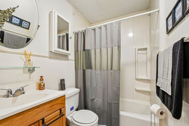 101 Brown ST, Elgin, TX 78621