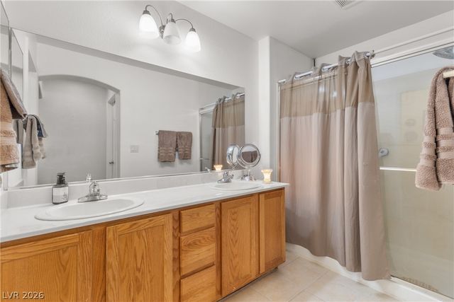 6823 Gold Nugget Drive, Las Vegas, NV 89122