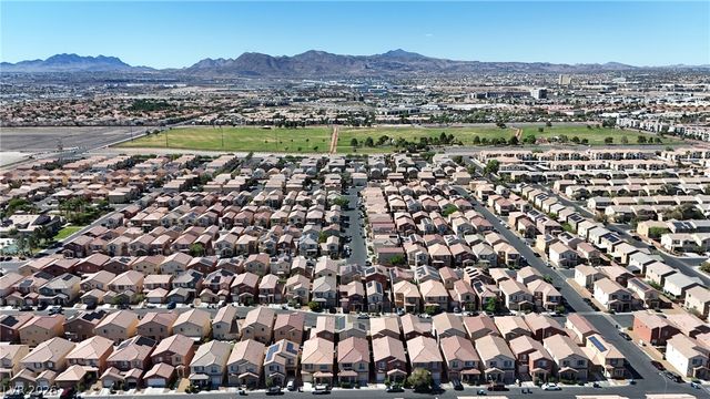 6823 Gold Nugget Drive, Las Vegas, NV 89122