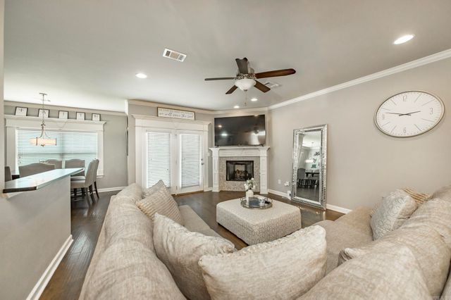 8917 Meadow Gardens Circle, Sherwood, AR 72120
