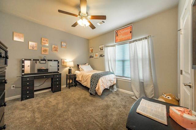 8917 Meadow Gardens Circle, Sherwood, AR 72120