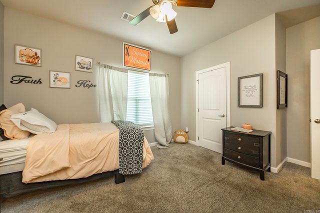8917 Meadow Gardens Circle, Sherwood, AR 72120