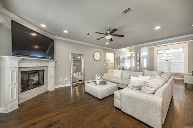 8917 Meadow Gardens Circle, Sherwood, AR 72120