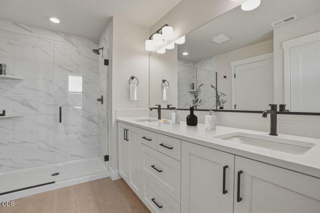 60927 SE Apollo Place, Bend, OR 97702