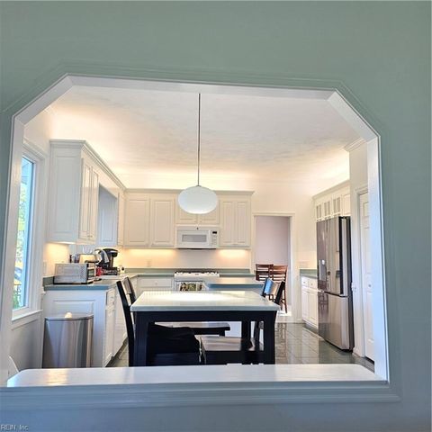 4413 Foxwood PL, Suffolk, VA 23435