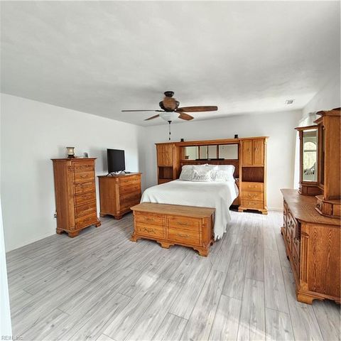 4413 Foxwood PL, Suffolk, VA 23435