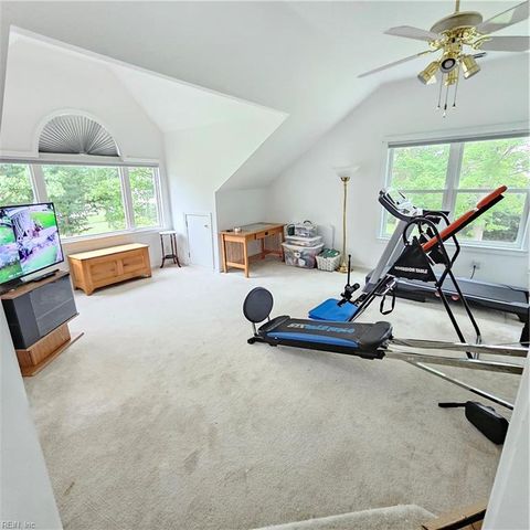 4413 Foxwood PL, Suffolk, VA 23435