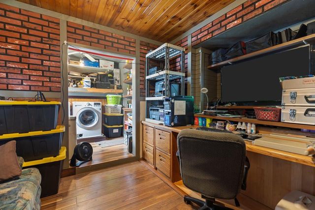 26 BITTERSWEET COURT, Little Chute, WI 54140