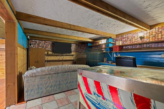 26 BITTERSWEET COURT, Little Chute, WI 54140