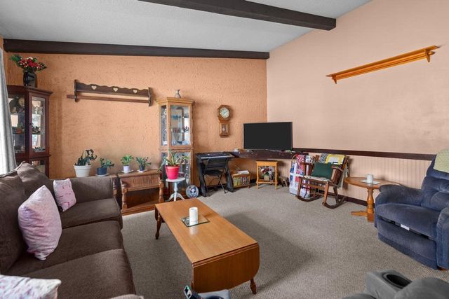 26 BITTERSWEET COURT, Little Chute, WI 54140