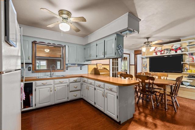 26 BITTERSWEET COURT, Little Chute, WI 54140