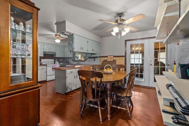 26 BITTERSWEET COURT, Little Chute, WI 54140