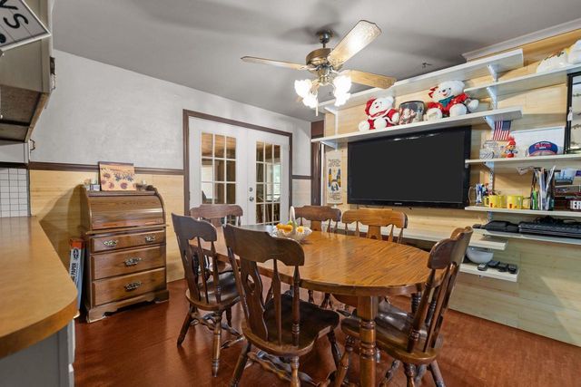 26 BITTERSWEET COURT, Little Chute, WI 54140