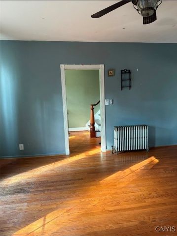 117 East Bacon Street, Marshall, NY 13480