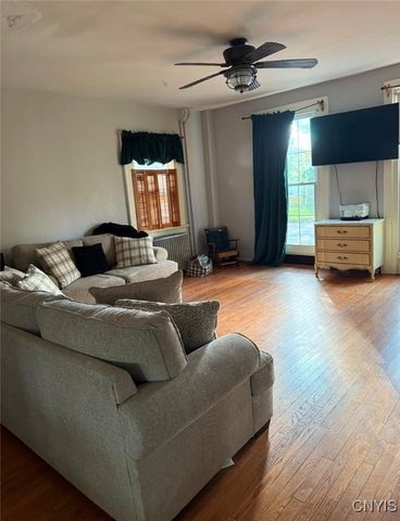 117 East Bacon Street, Marshall, NY 13480