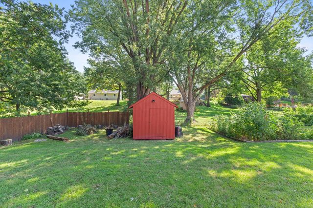 4212 Desoto Street, Vadnais Heights, MN 55127