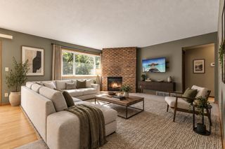 4212 Desoto Street, Vadnais Heights, MN 55127