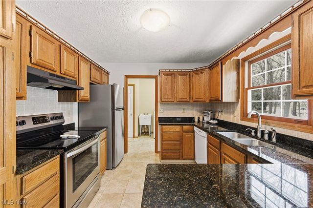 7723 Rutland Drive, Mentor, OH 44060