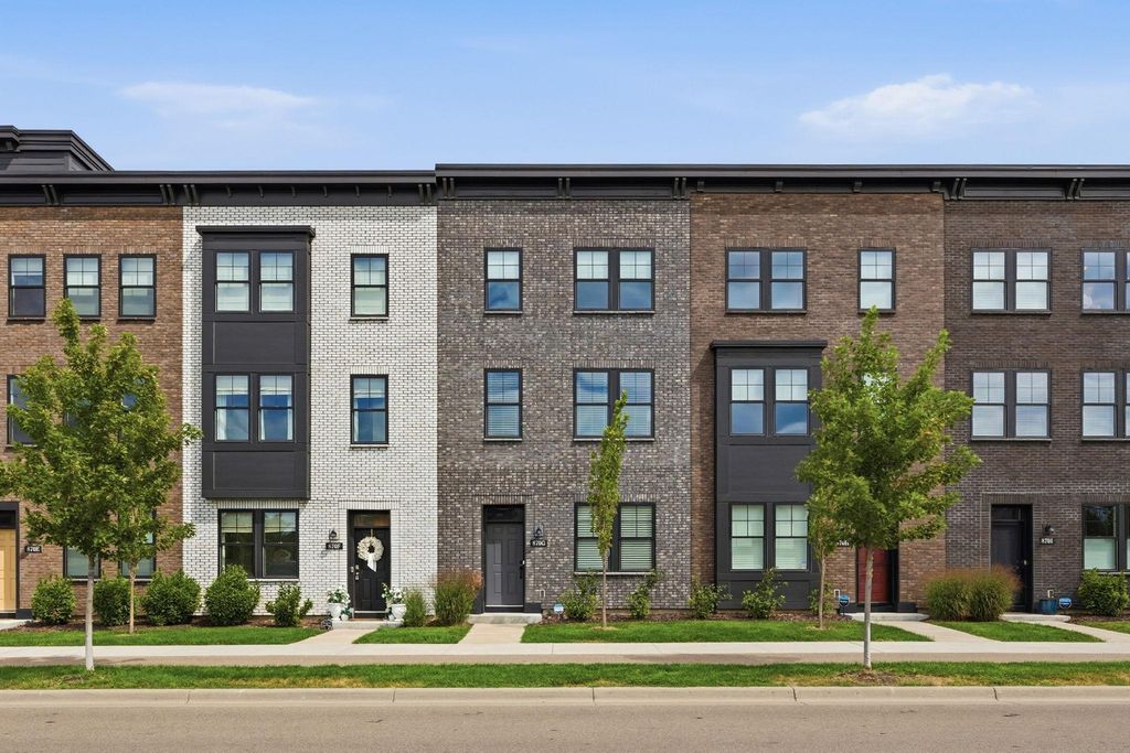 870 Mount Curve Boulevard G, Saint Paul, MN 55116 — photo 2