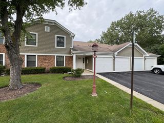 263 Driftwood Lane 2D, Schaumburg, IL 60193
