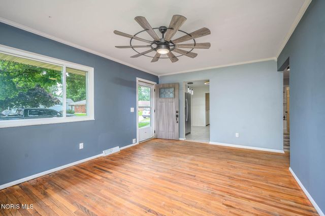 1328 Cady Street, Maumee, OH 43537
