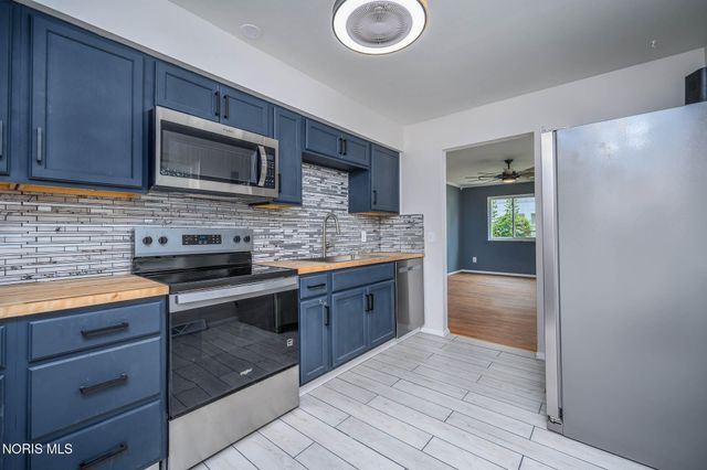 1328 Cady Street, Maumee, OH 43537