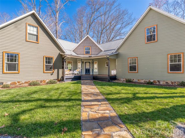 6 Jackson Cove Road, Leicester, NC 28748