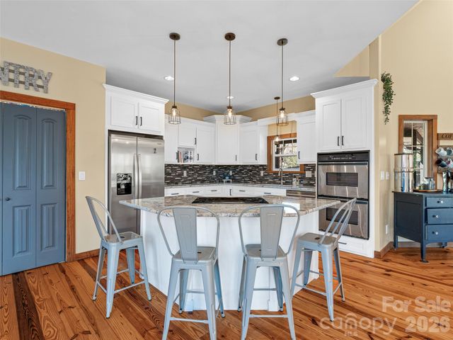 6 Jackson Cove Road, Leicester, NC 28748