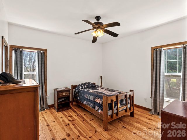 6 Jackson Cove Road, Leicester, NC 28748