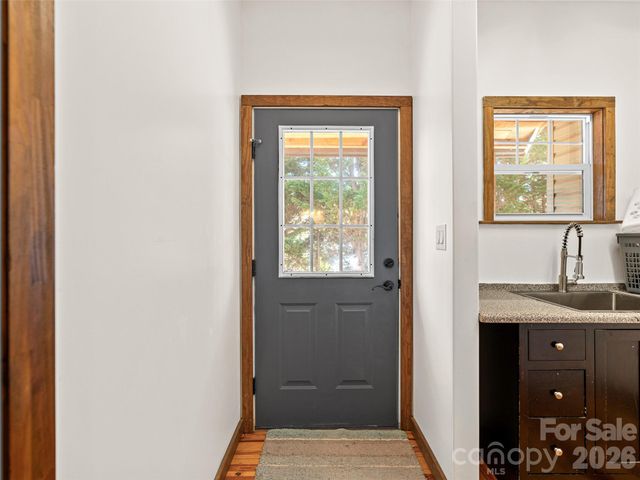 6 Jackson Cove Road, Leicester, NC 28748