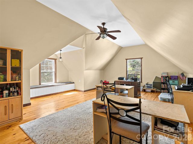 6 Jackson Cove Road, Leicester, NC 28748