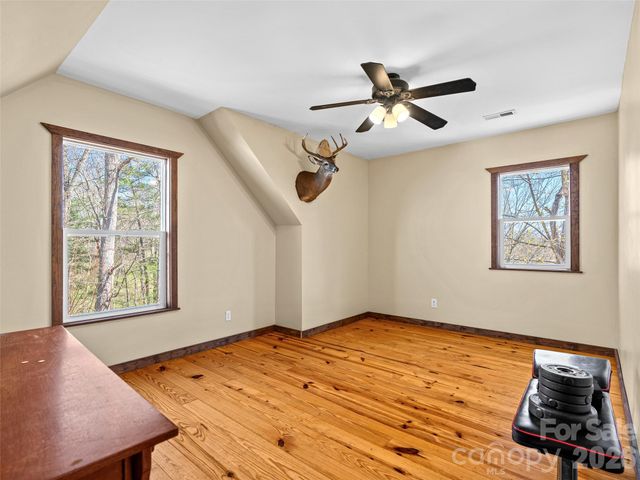 6 Jackson Cove Road, Leicester, NC 28748