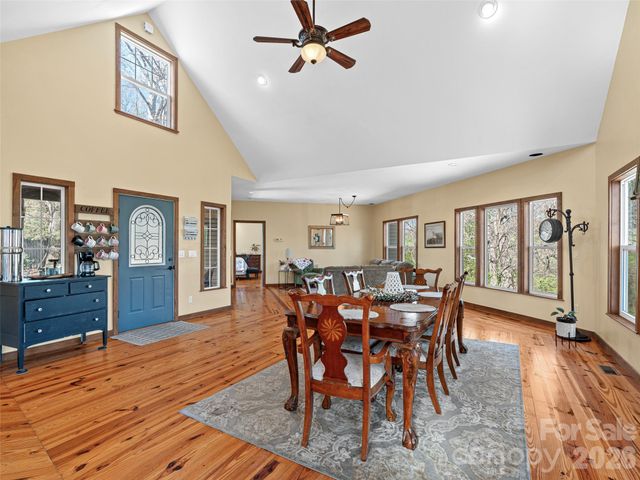 6 Jackson Cove Road, Leicester, NC 28748