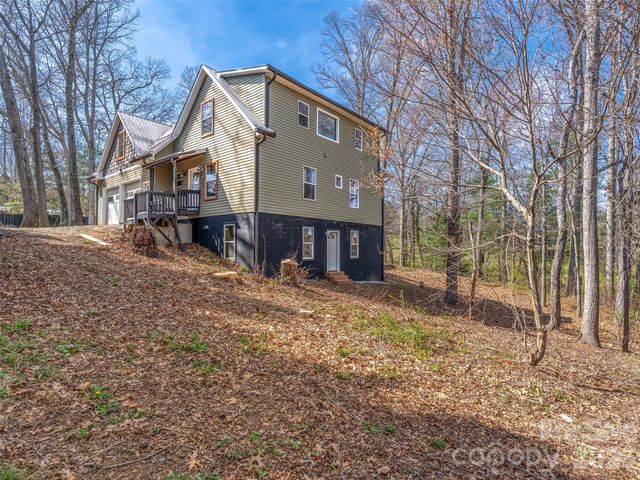 6 Jackson Cove Road, Leicester, NC 28748