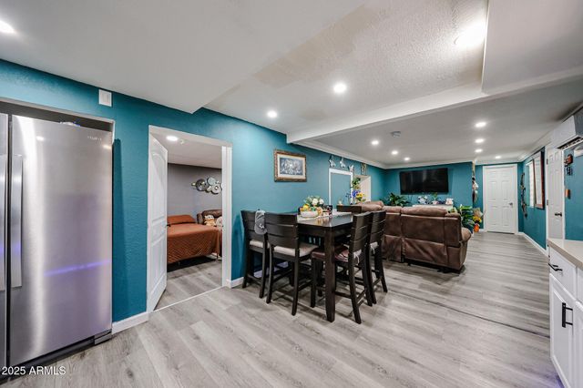 8595 N 71st Avenue 87, Glendale, AZ 85301