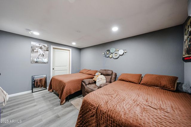 8595 N 71st Avenue 87, Glendale, AZ 85301