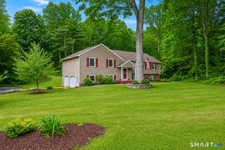 37 Madison Lane, Simsbury, CT 06092