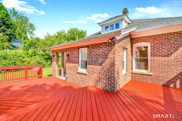29 Hazelhurst Avenue, Watertown, CT 06779