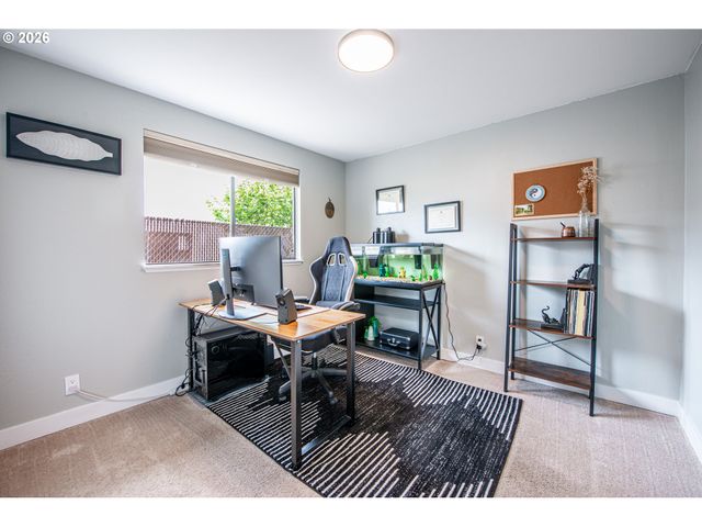 1121 CEDAR Pl, Creswell, OR 97426