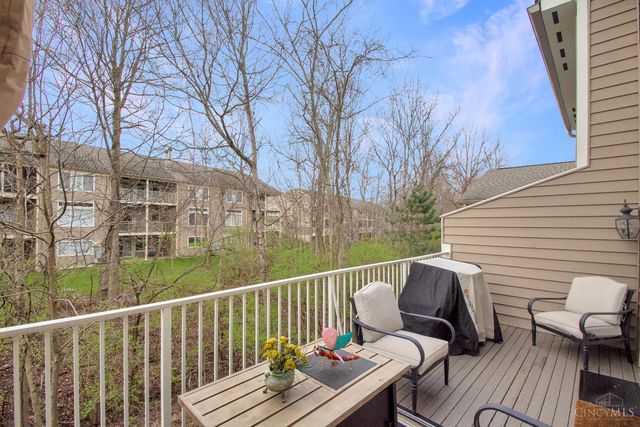 5927 Castlewood Crossing, Miami Twp, OH 45150