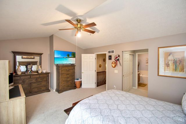 5927 Castlewood Crossing, Miami Twp, OH 45150