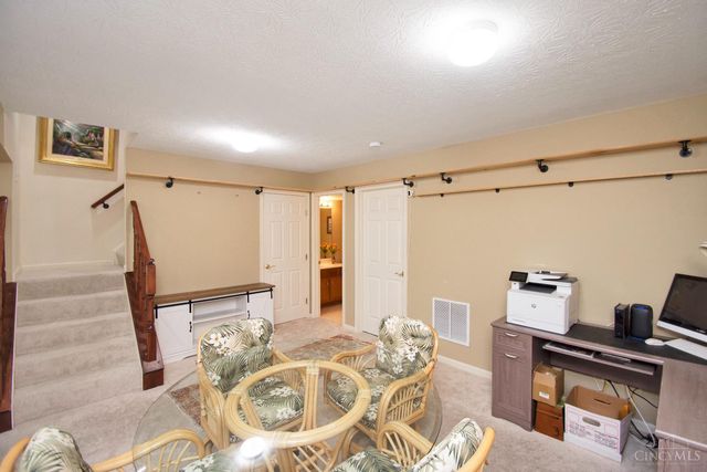 5927 Castlewood Crossing, Miami Twp, OH 45150