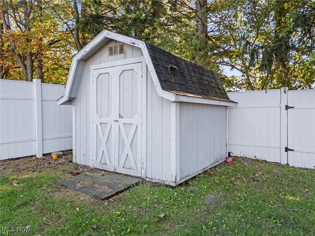 3958 Warner Street, Mogadore, OH 44260